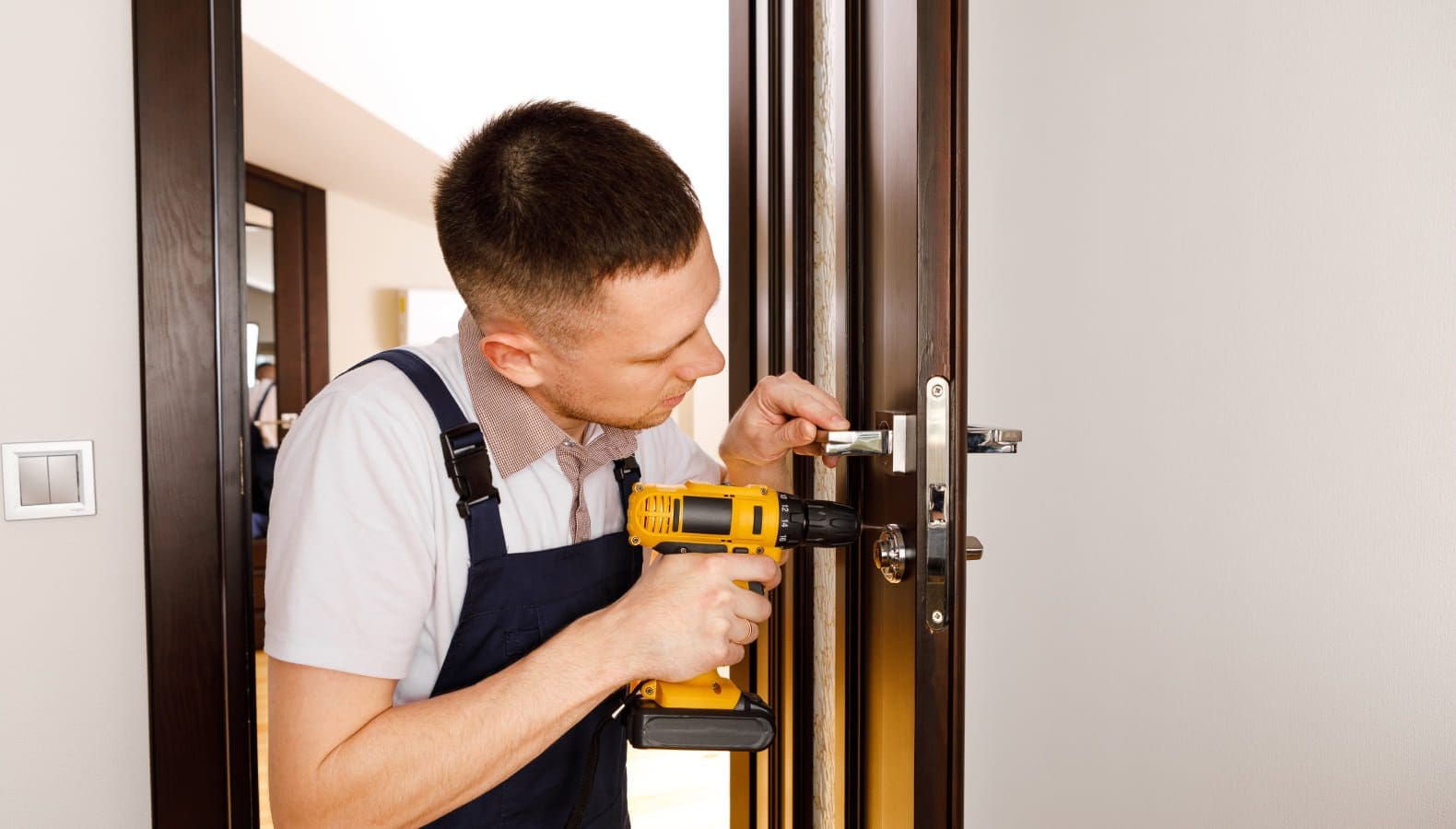 ways professional locksmith service can help